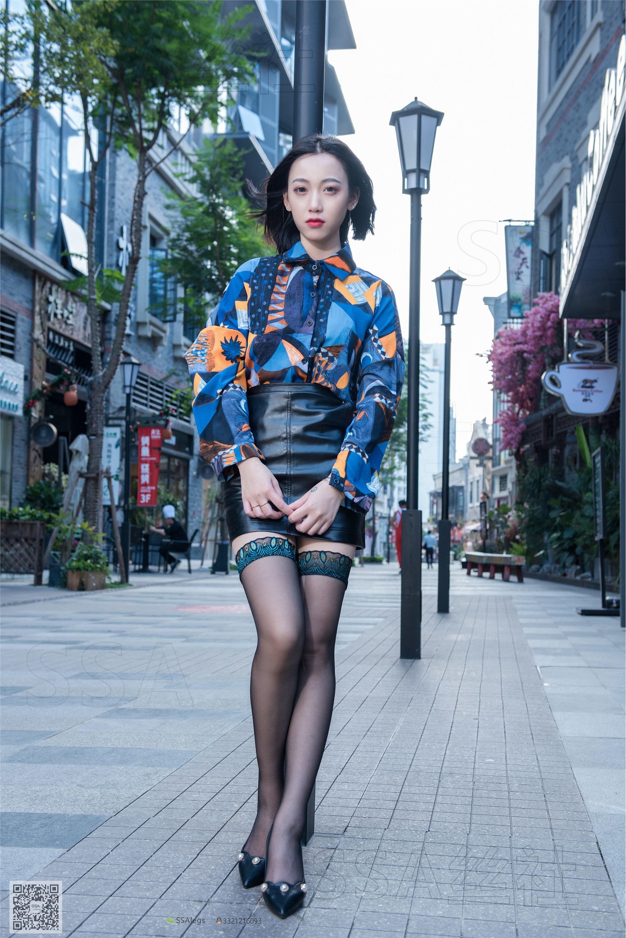 SSA丝社 NO.051 大大街边盛开的孔雀翎长筒丝袜裸足